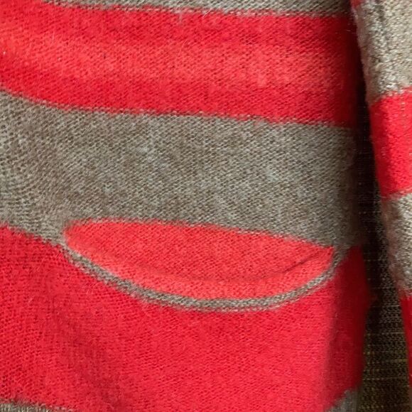 Vintage GAP wool blend sweater cardigan red and came red stripes - Picture 4 of 7